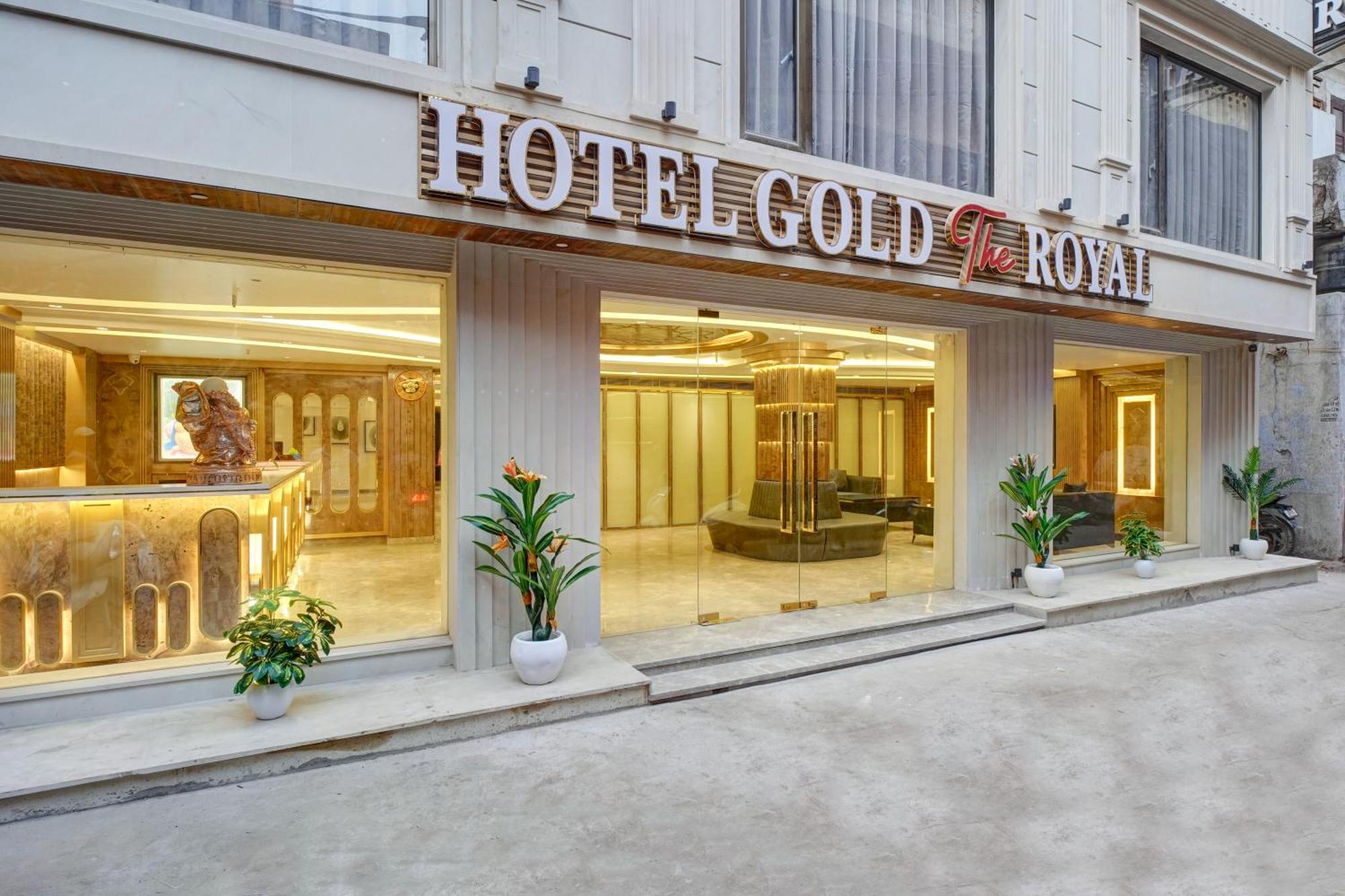 Newly Built Gold The Royal With Rooftop Restaurant - 2Mins Walk From New Delhi Rail Station & 5Mins From Connaught Place Exterior photo